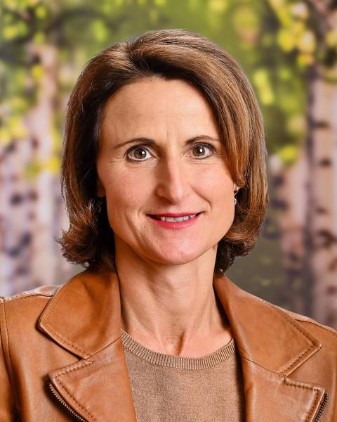 Mag.<sup>a</sup> Irmgard GREINIX